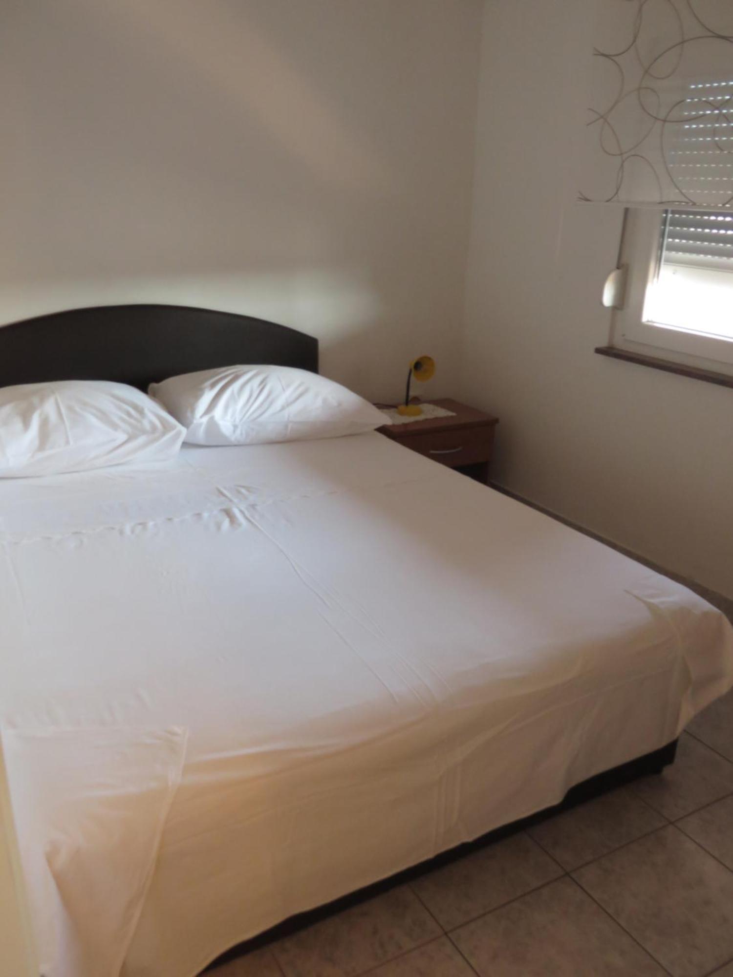 Apartments Gloria Biograd Na Moru Habitación foto